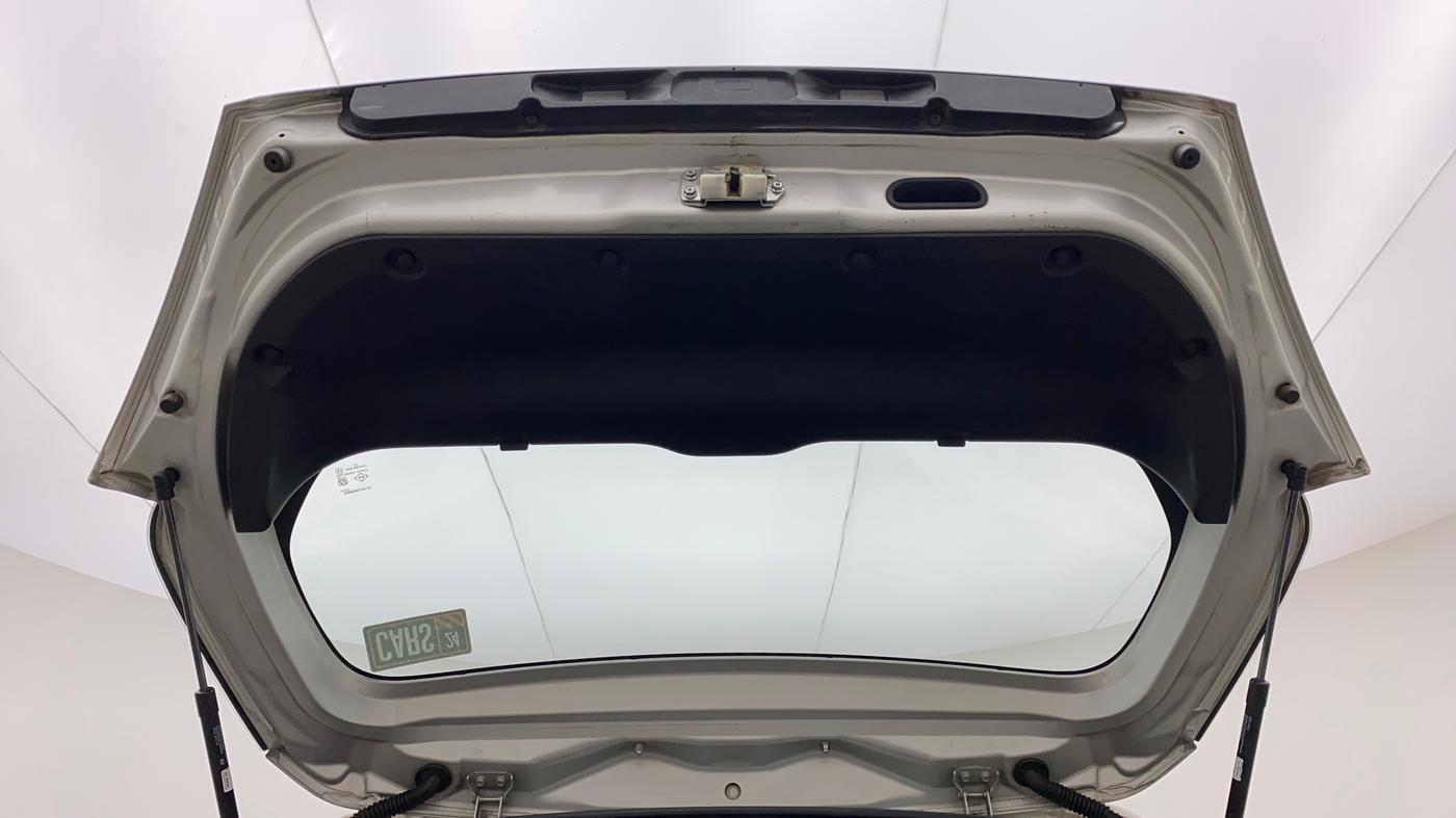 2012 Maruti Swift VXI, Petrol, Manual, 79,430 km, Boot Door Open