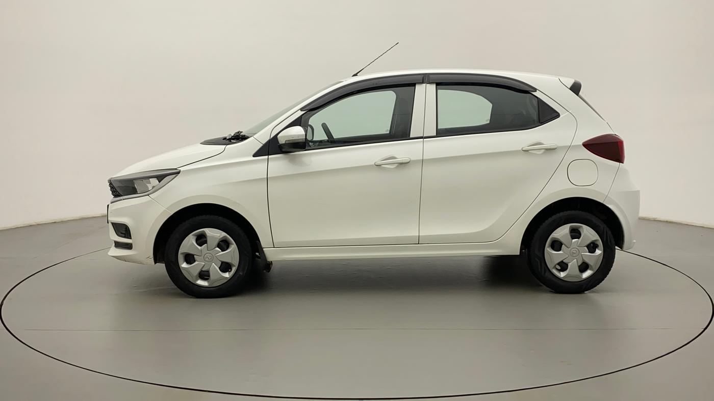 2021 Tata Tiago XT (O) PETROL, Petrol, Manual, 31,544 km, Left Side