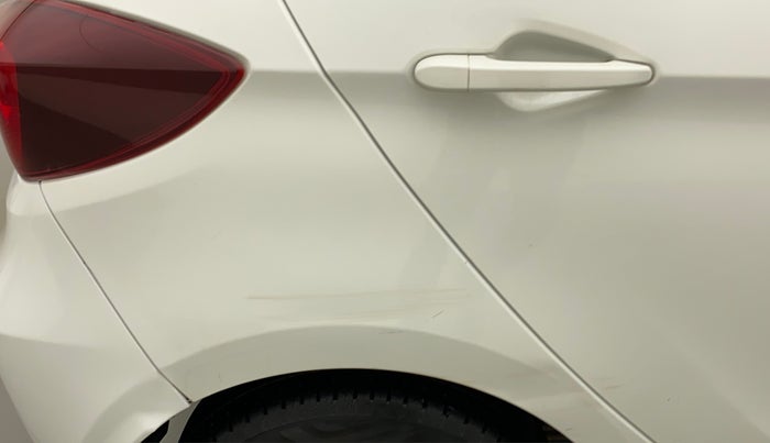 2021 Tata Tiago XT (O) PETROL, Petrol, Manual, 31,544 km, Right quarter panel - Slightly dented