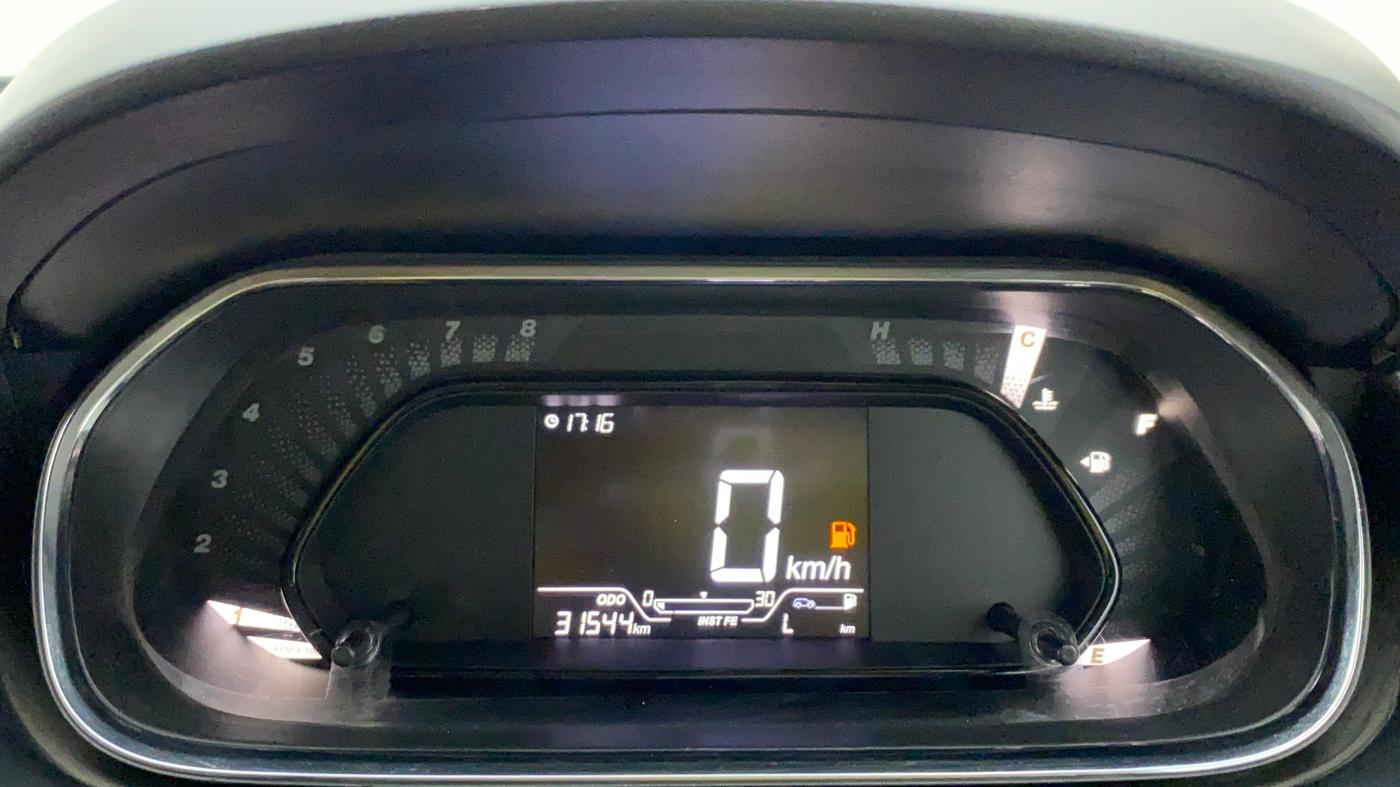 2021 Tata Tiago XT (O) PETROL, Petrol, Manual, 31,544 km, Odometer Image