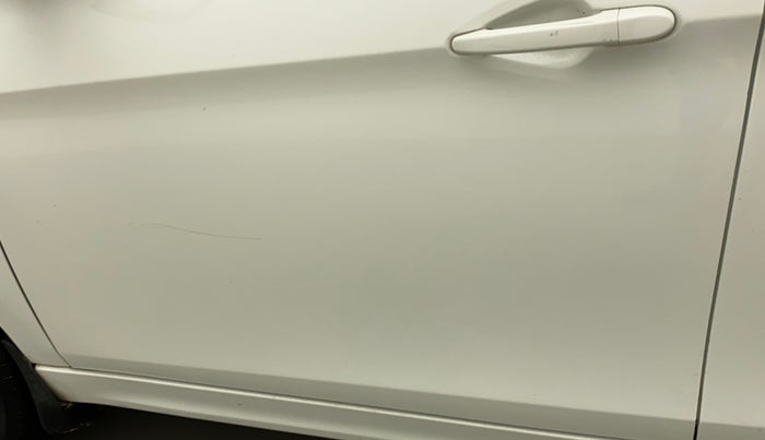 2021 Tata Tiago XT (O) PETROL, Petrol, Manual, 31,544 km, Front passenger door - Minor scratches