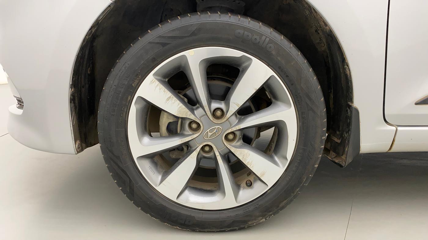2016 Hyundai Elite i20 ASTA 1.2, Petrol, Manual, 31,983 km, Left Front Wheel