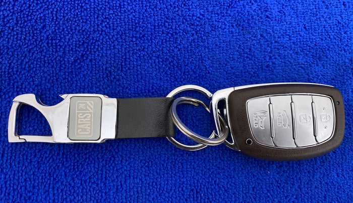 2019 Hyundai New Elantra 2.0 SX(O) AT PETROL, Petrol, Automatic, 65,890 km, Key Close Up