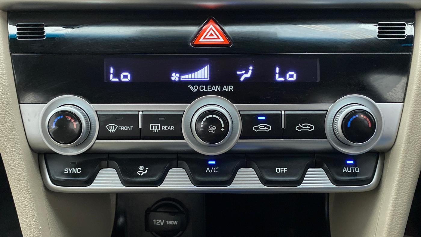 2019 Hyundai New Elantra 2.0 SX(O) AT PETROL, Petrol, Automatic, 65,890 km, Automatic Climate Control