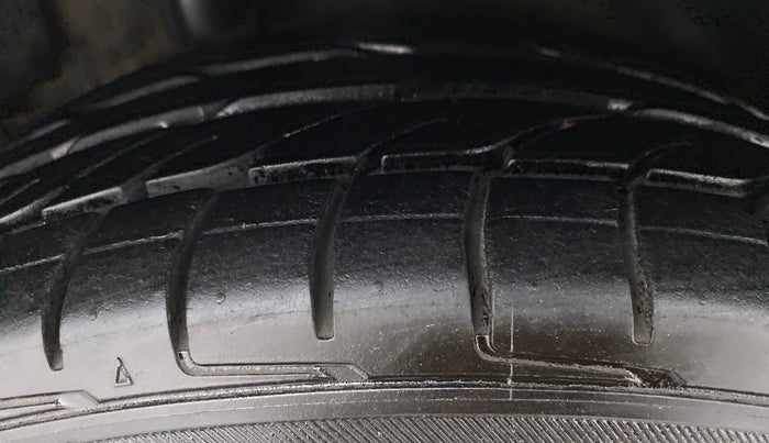 2019 Hyundai New Elantra 2.0 SX(O) AT PETROL, Petrol, Automatic, 65,890 km, Right Rear Tyre Tread