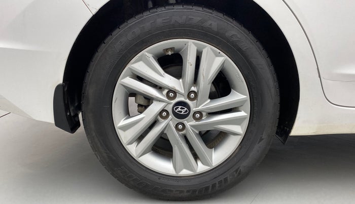 2019 Hyundai New Elantra 2.0 SX(O) AT PETROL, Petrol, Automatic, 65,890 km, Right Rear Wheel