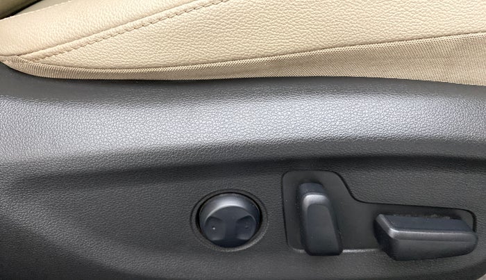 2019 Hyundai New Elantra 2.0 SX(O) AT PETROL, Petrol, Automatic, 65,890 km, Driver Side Adjustment Panel