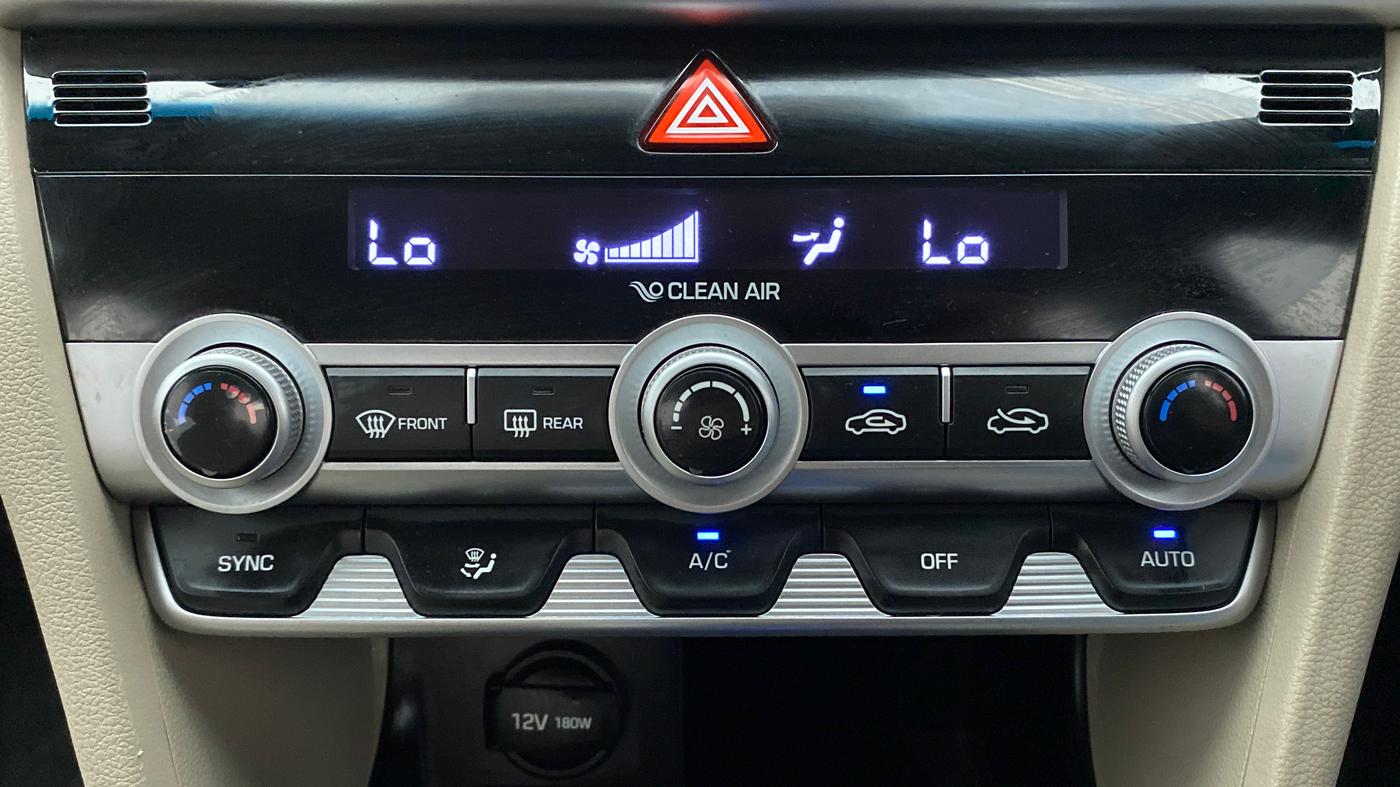 2019 Hyundai New Elantra 2.0 SX(O) AT PETROL, Petrol, Automatic, 65,890 km, Multi-Zone Climate Control