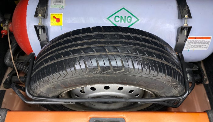 2021 Maruti New Wagon-R 1.0 Lxi (o) cng, CNG, Manual, 28,476 km, Spare Tyre