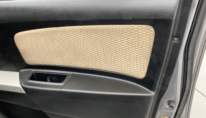 2017 Maruti Wagon R 1.0 LXI, Petrol, Manual, 65,930 km, Driver-side door - Trim has minor damage