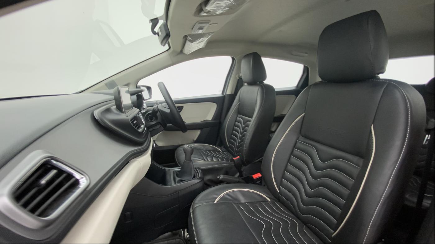 2022 Tata ALTROZ XM PLUS PETROL, Petrol, Manual, 10,409 km, Right Side Front Door Cabin