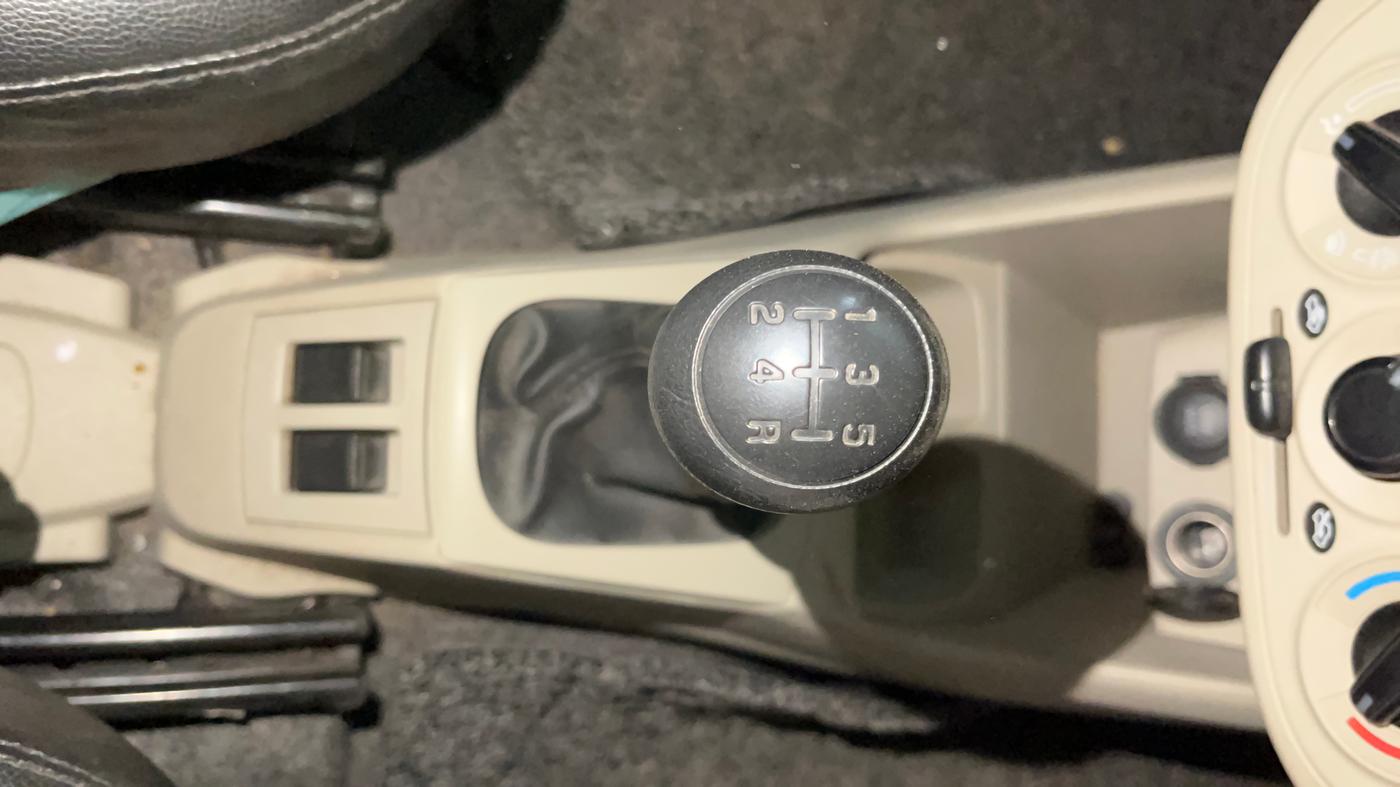 2022 Maruti Alto VXI PLUS, Petrol, Manual, 30,408 km, Gear Lever