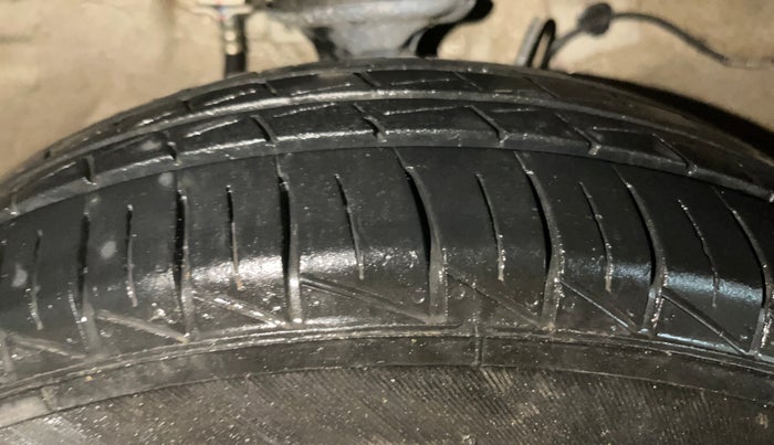 2022 Maruti Alto VXI PLUS, Petrol, Manual, 30,408 km, Right Front Tyre Tread