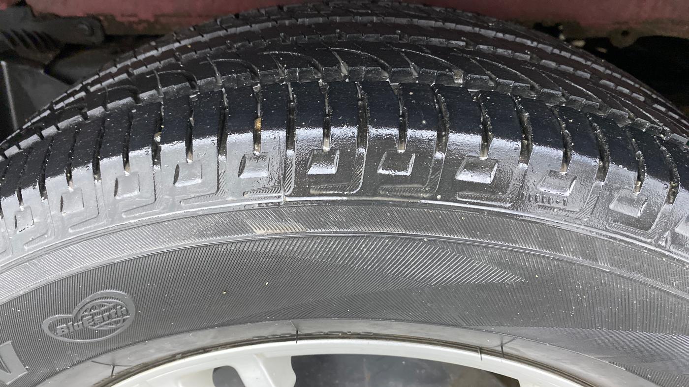 2015 Mahindra Scorpio S10, Diesel, Manual, 54,015 km, Left Rear Tyre Tread