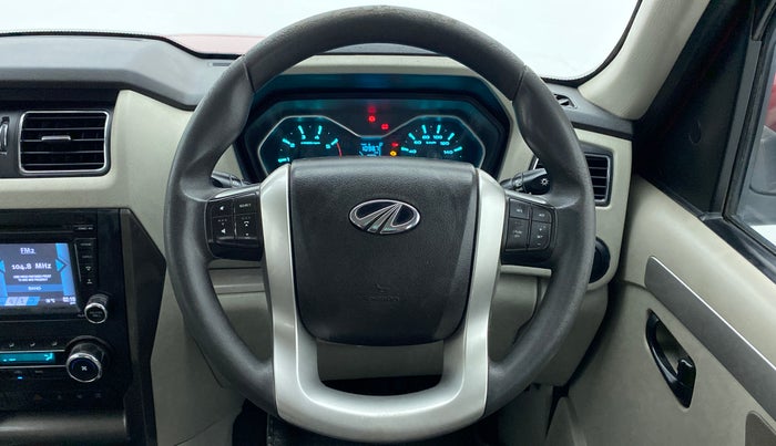 2015 Mahindra Scorpio S10, Diesel, Manual, 54,015 km, Steering Wheel Close Up