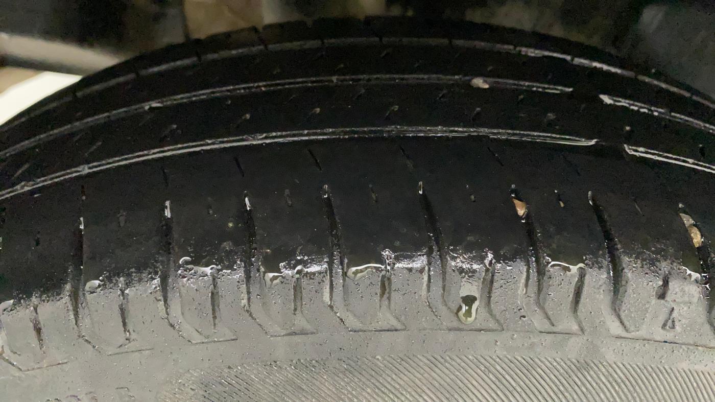 2020 Maruti Swift LXI, Petrol, Manual, 43,545 km, Right Rear Tyre Tread