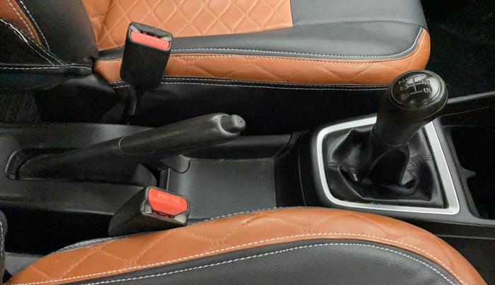 2020 Maruti Swift LXI, Petrol, Manual, 43,545 km, Gear Lever