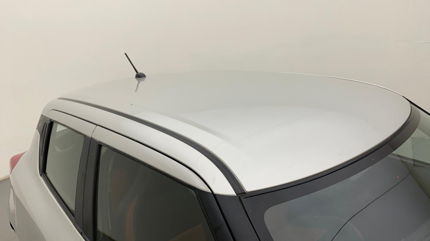 2020 Maruti Swift LXI, Petrol, Manual, 43,545 km, Roof