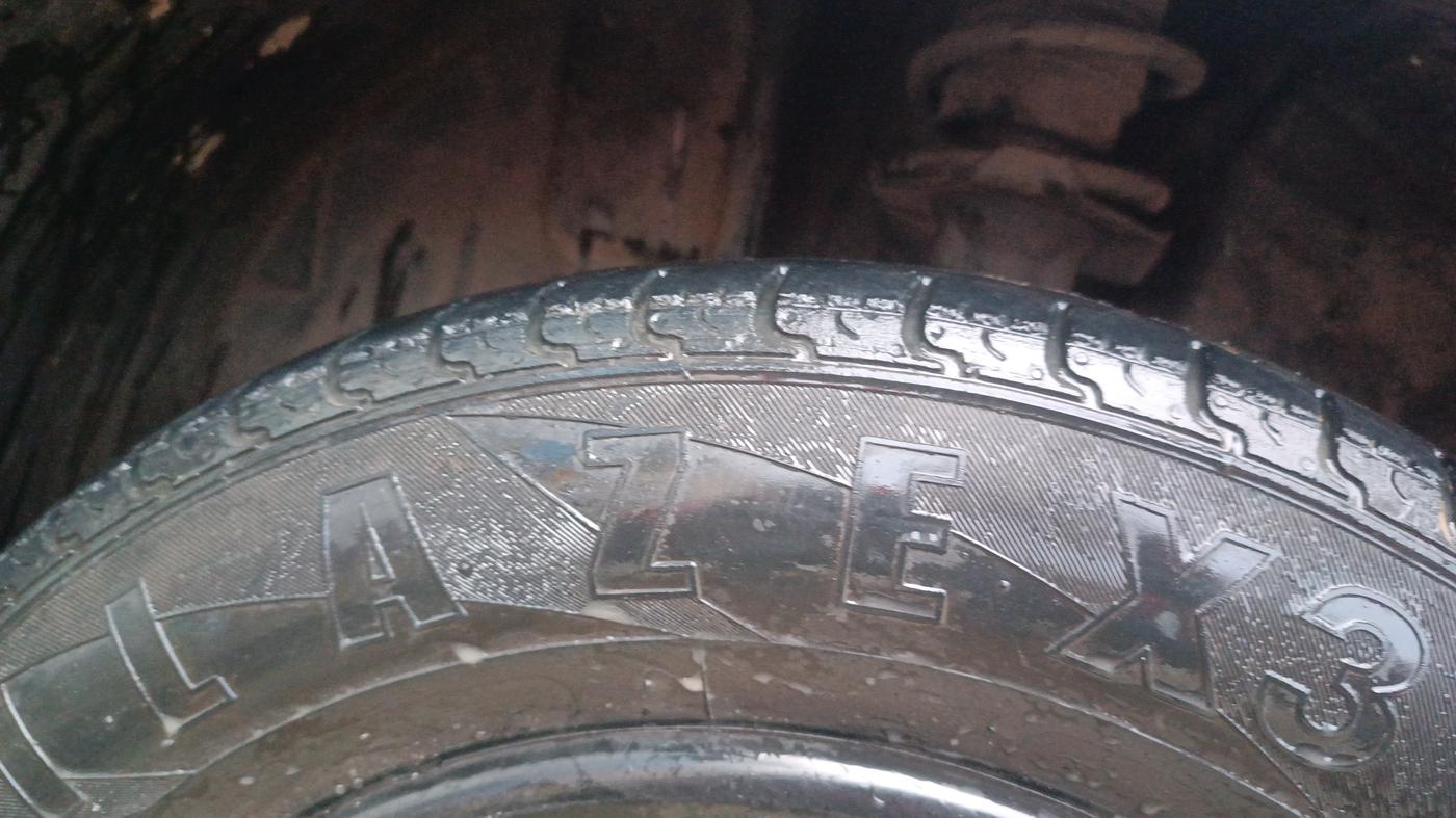 2017 Renault Kwid RXT 1.0, Petrol, Manual, 53,354 km, Left Front Tyre Tread
