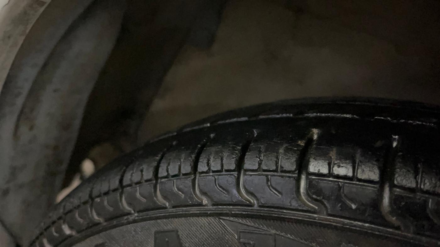 2018 Maruti Alto 800 LXI, Petrol, Manual, 1,09,462 km, Left Front Tyre Tread