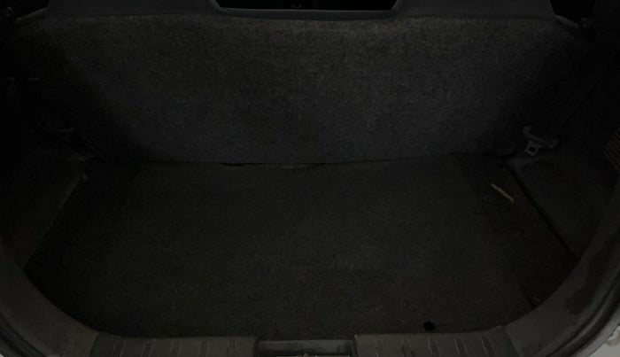 2018 Maruti Alto 800 LXI, Petrol, Manual, 1,09,887 km, Boot Inside