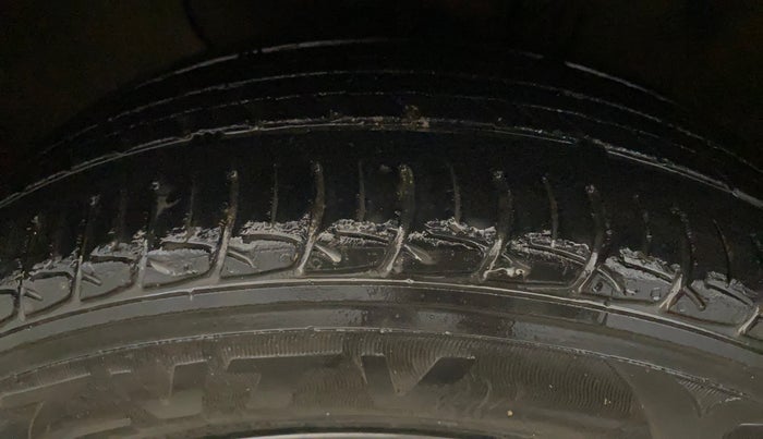 2018 Hyundai Elite i20 ASTA 1.2  CVT, Petrol, Automatic, 45,894 km, Left Front Tyre Tread