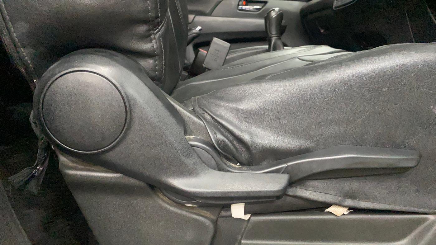 2021 Maruti XL6 ZETA MT, Petrol, Manual, 77,458 km, Driver Side Adjustment Panel