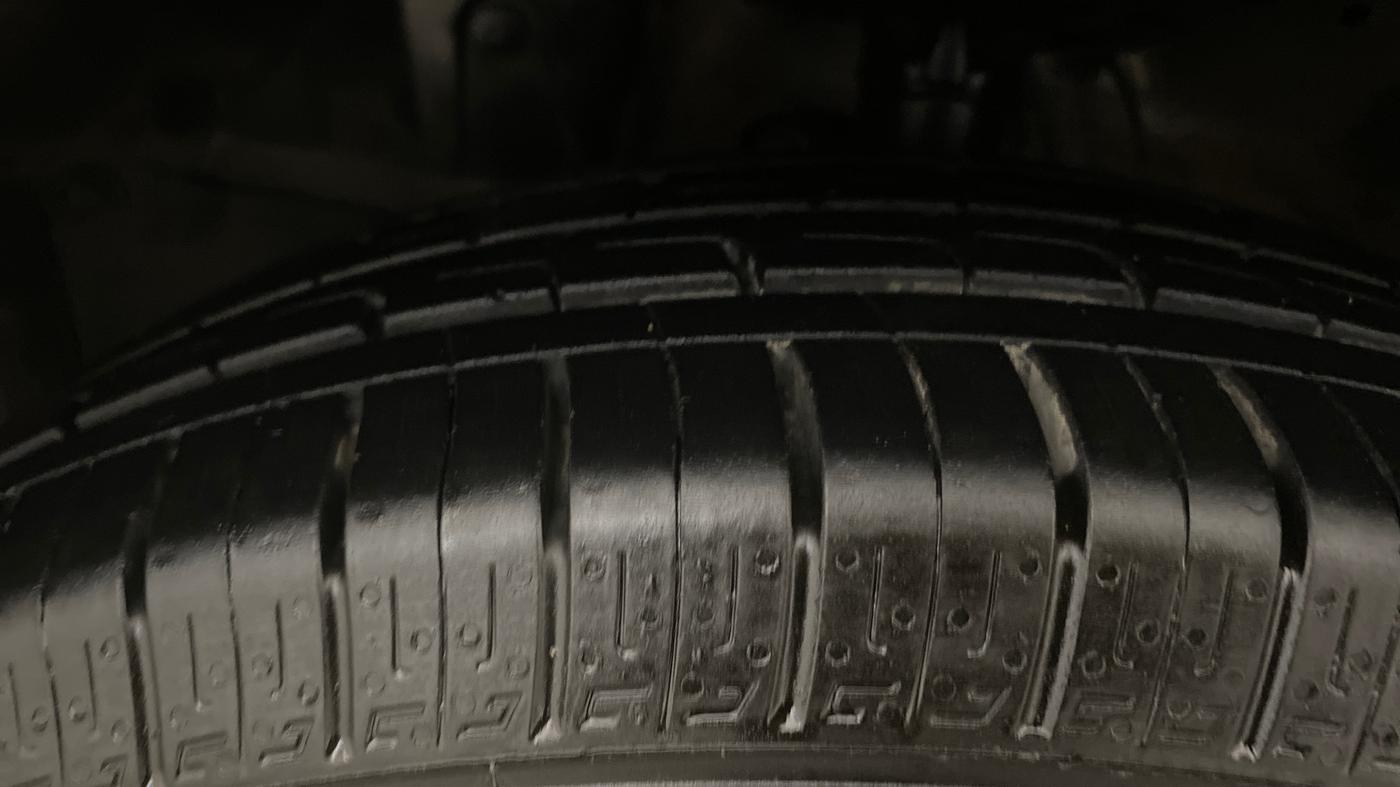 2022 Honda City 1.5L I-VTEC V MT 5TH GEN, Petrol, Manual, 35,371 km, Left Front Tyre Tread