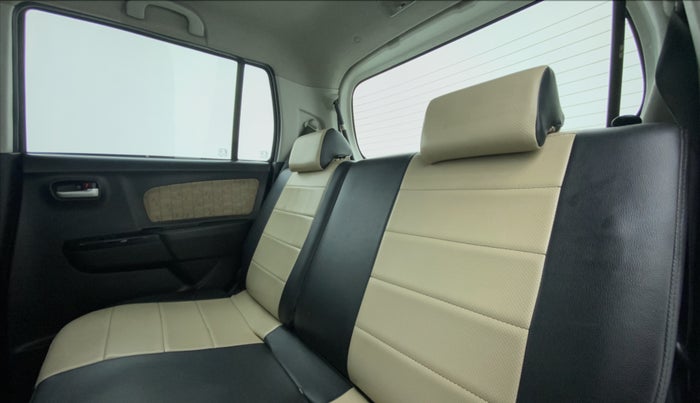 2017 Maruti Wagon R 1.0 VXI, Petrol, Manual, 45,537 km, Right Side Rear Door Cabin