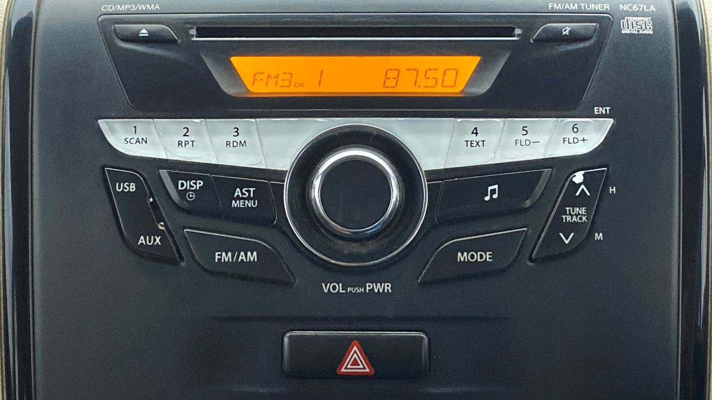 2017 Maruti Wagon R 1.0 VXI, Petrol, Manual, 45,537 km, Infotainment System