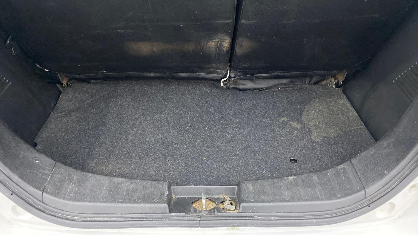 2017 Maruti Wagon R 1.0 VXI, Petrol, Manual, 45,537 km, Boot Inside