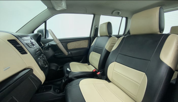 2017 Maruti Wagon R 1.0 VXI, Petrol, Manual, 45,537 km, Right Side Front Door Cabin