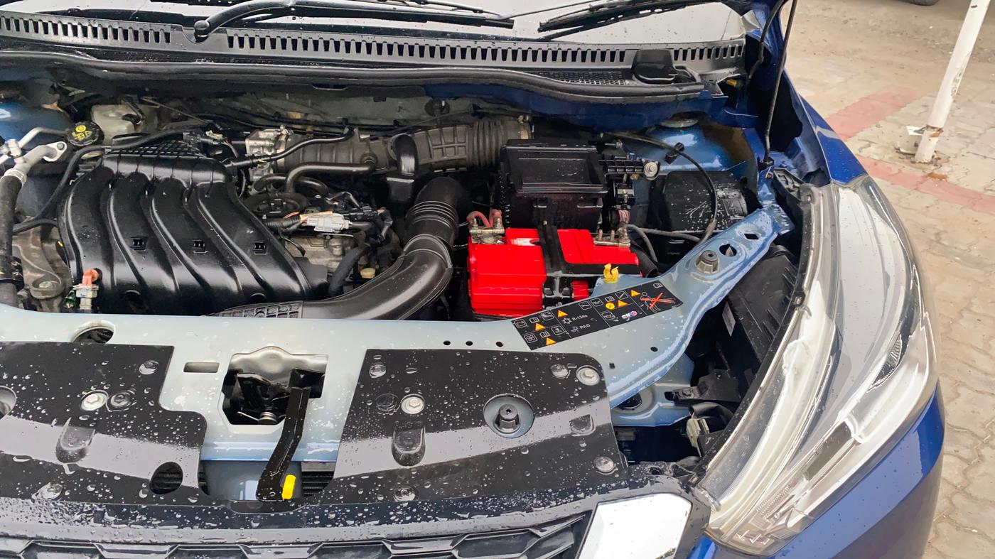 2019 Nissan Kicks XV 1.5, Petrol, Manual, 23,081 km, Engine View - Left