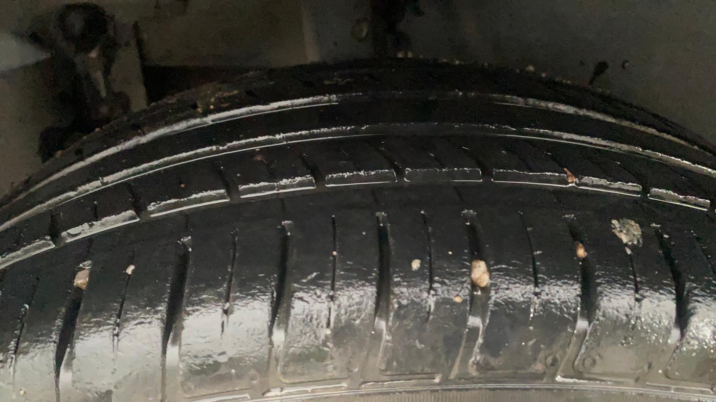 2019 Nissan Kicks XV 1.5, Petrol, Manual, 23,081 km, Right Rear Tyre Tread