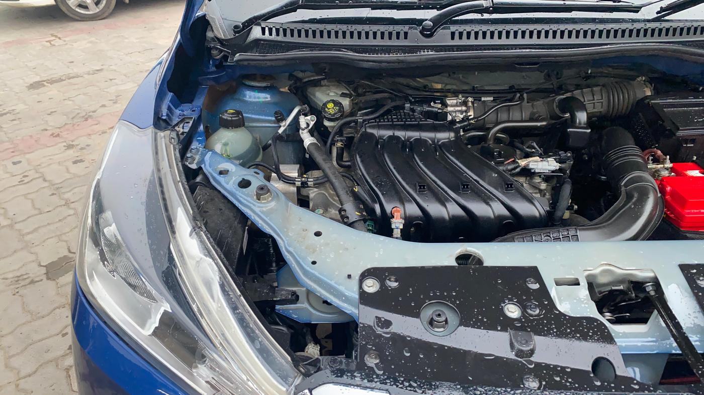 2019 Nissan Kicks XV 1.5, Petrol, Manual, 23,081 km, Engine View - Right