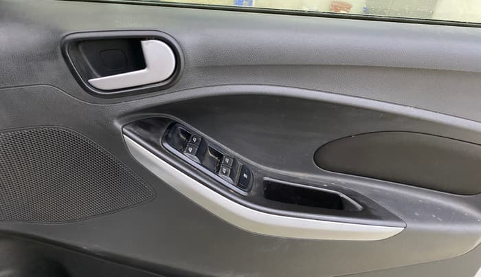 2016 Ford New Figo TREND 1.2 PETROL, Petrol, Manual, 39,934 km, Driver Side Door Panels Control