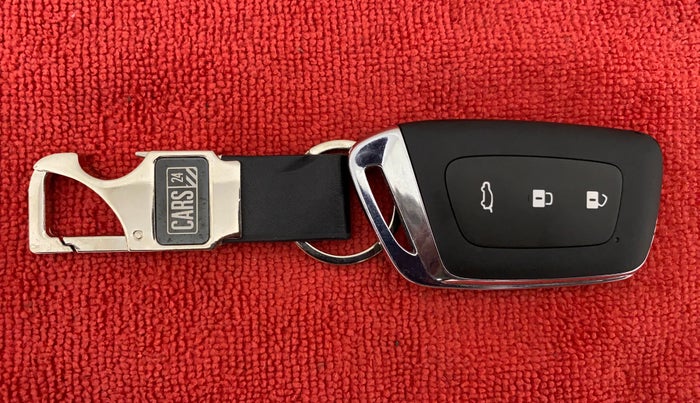 2020 MG HECTOR SHARP DCT PETROL, Petrol, Automatic, 3,727 km, Key Close Up