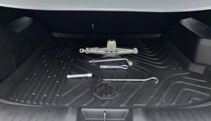 2020 MG HECTOR SHARP DCT PETROL, Petrol, Automatic, 3,727 km, Boot Inside