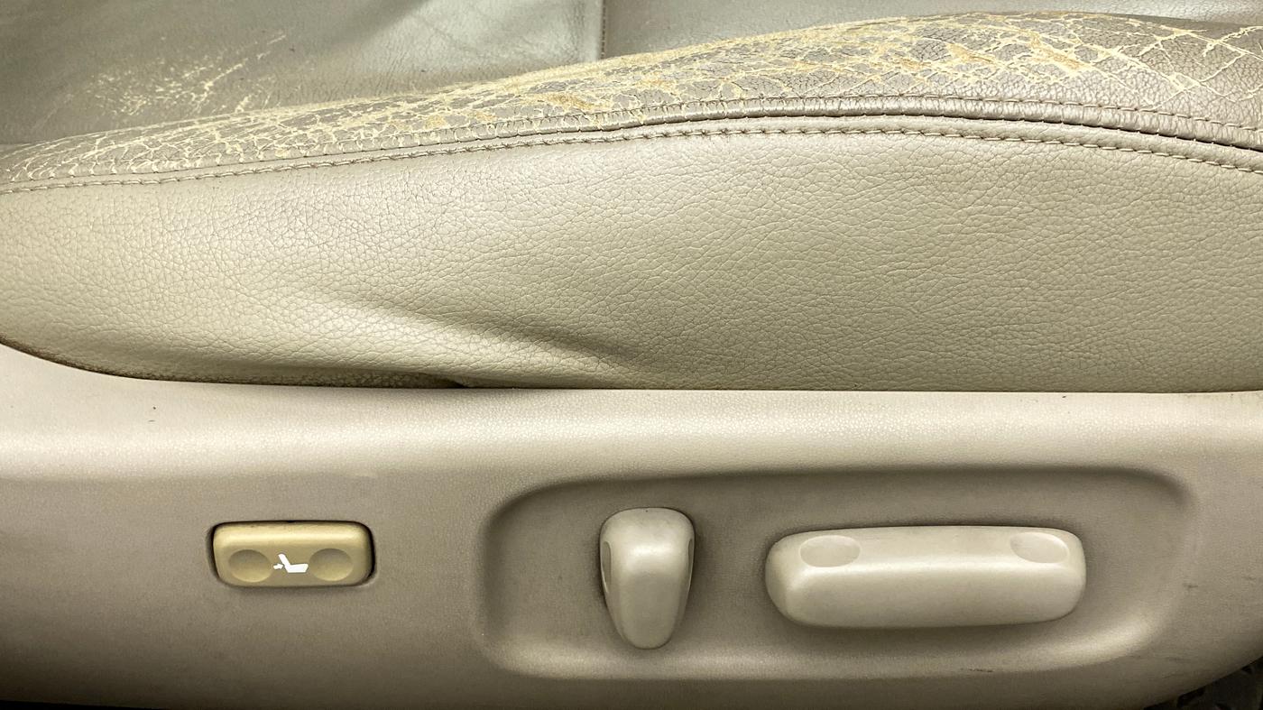 2010 Toyota Corolla Altis GL PETROL, Petrol, Manual, 75,213 km, Driver Side Adjustment Panel