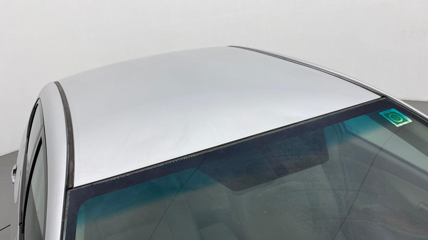 2010 Toyota Corolla Altis GL PETROL, Petrol, Manual, 75,213 km, Roof
