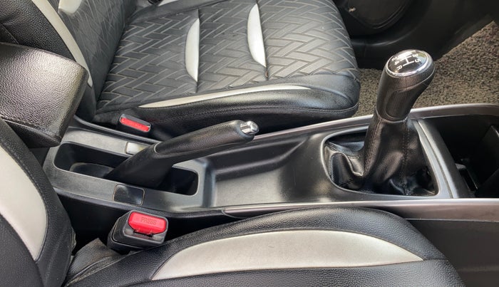 2019 Maruti Baleno ZETA PETROL 1.2, Petrol, Manual, 57,925 km, Gear Lever