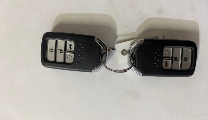 2024 Honda City EHEV ZX, Hybrid, Automatic, 24,642 km, Key Close Up