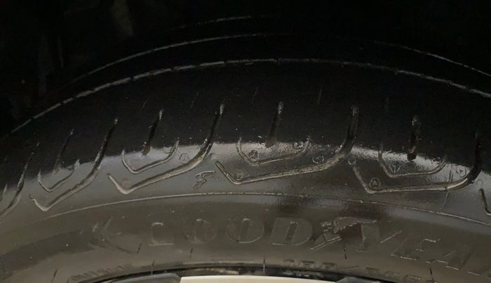 2024 Honda City EHEV ZX, Hybrid, Automatic, 24,642 km, Left Front Tyre Tread