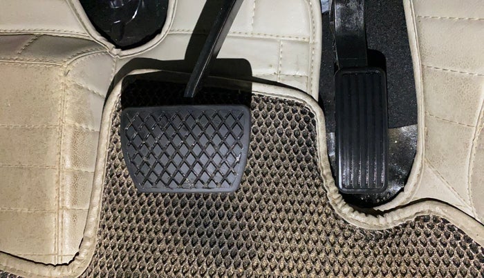 2024 Honda City EHEV ZX, Hybrid, Automatic, 24,642 km, Pedals