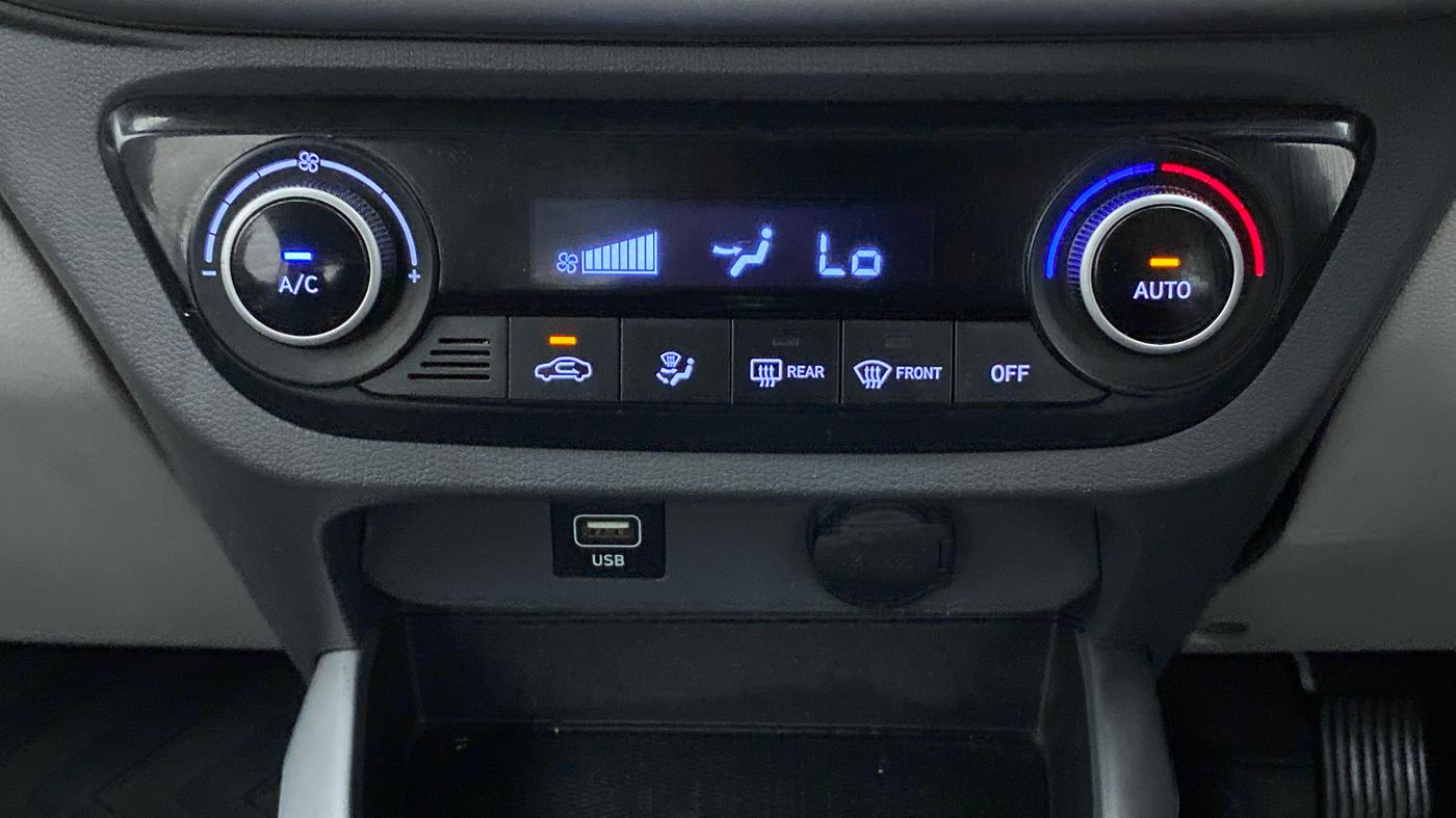 2020 Hyundai GRAND I10 NIOS SPORTZ 1.2 KAPPA VTVT, Petrol, Manual, 70,045 km, Automatic Climate Control