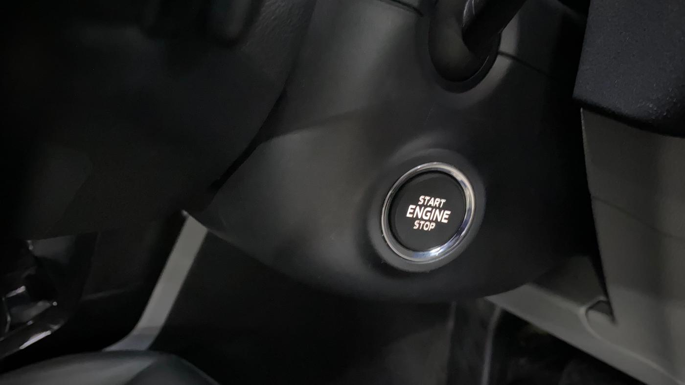 2022 Skoda KUSHAQ STYLE 1.0L TSI AT (6 AIRBAGS), Petrol, Automatic, 15,721 km, Keyless Start/ Stop Button