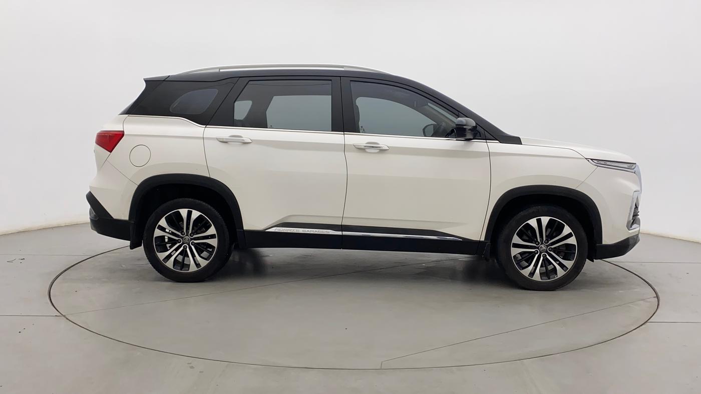 2021 MG HECTOR SHARP HYBRID 1.5 PETROL, Petrol, Manual, 26,505 km, Right Side View