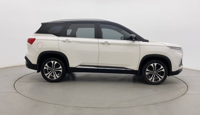 2021 MG HECTOR SHARP HYBRID 1.5 PETROL, Petrol, Manual, 26,505 km, Right Side View