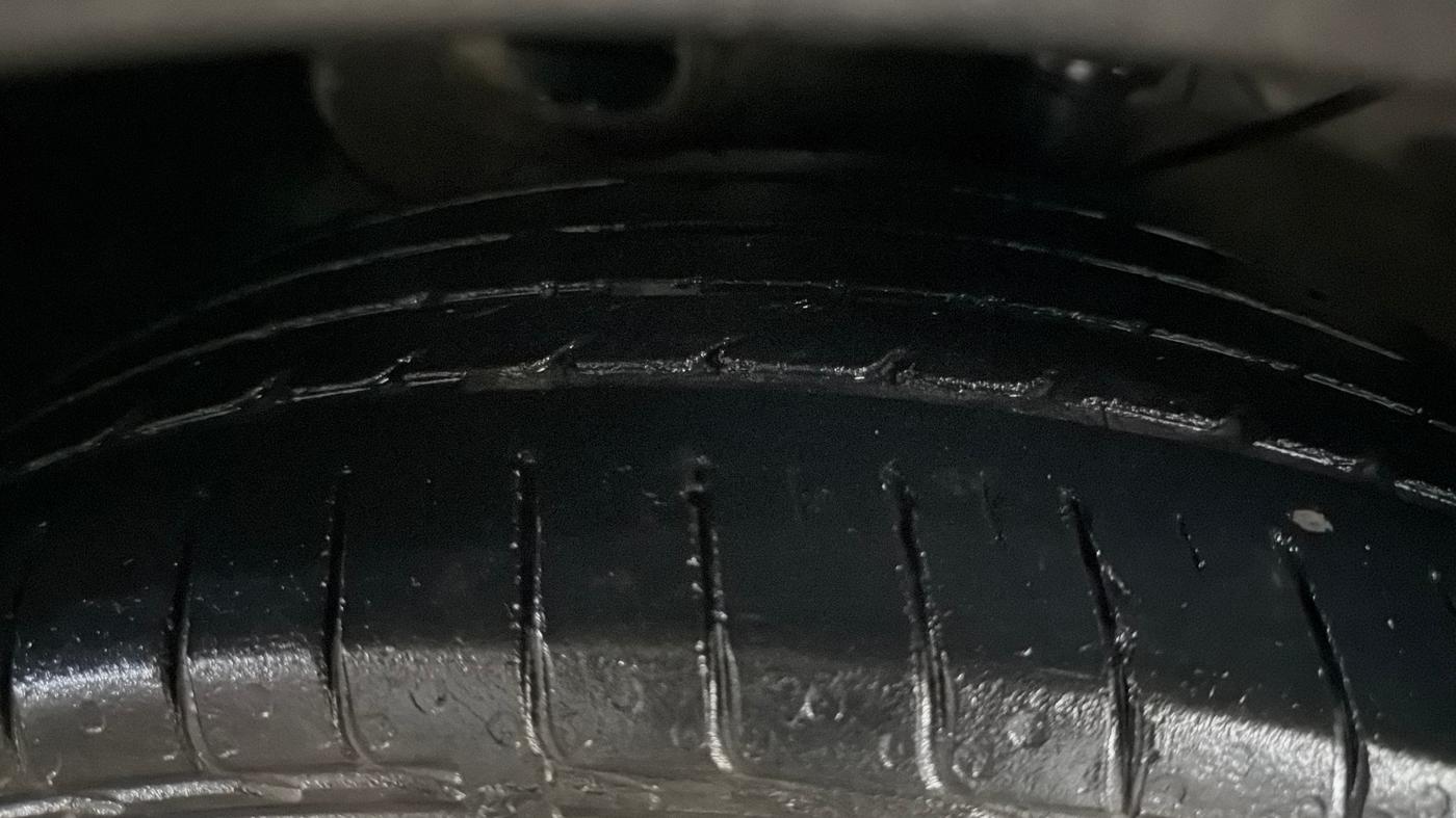 2020 Hyundai Creta E PLUS 1.4 DIESEL, Diesel, Manual, 44,784 km, Left Front Tyre Tread
