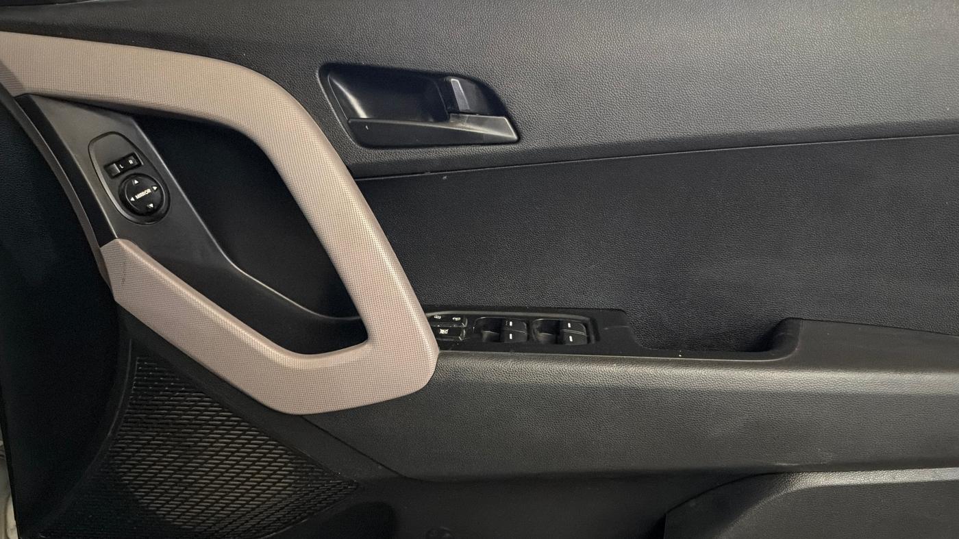 2020 Hyundai Creta E PLUS 1.4 DIESEL, Diesel, Manual, 44,784 km, Driver Side Door Panels Control